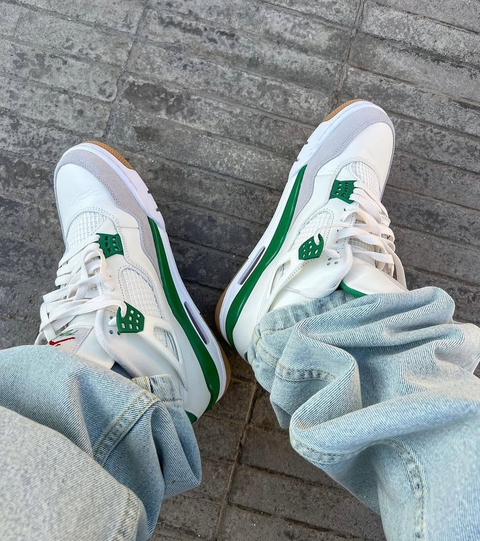 Nike SB x Air Jordan 4 Pine Green - In Box